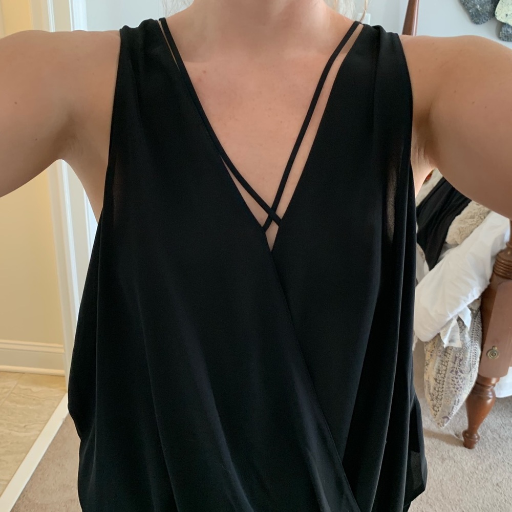 Black criss cross tank - LUSH